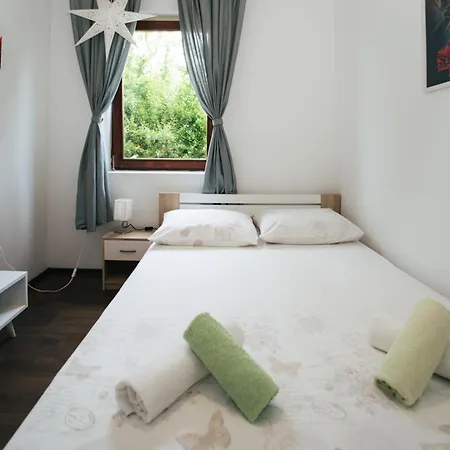Apartment Barbara Murter