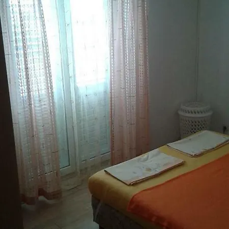 Barbara Apartment Pirovac